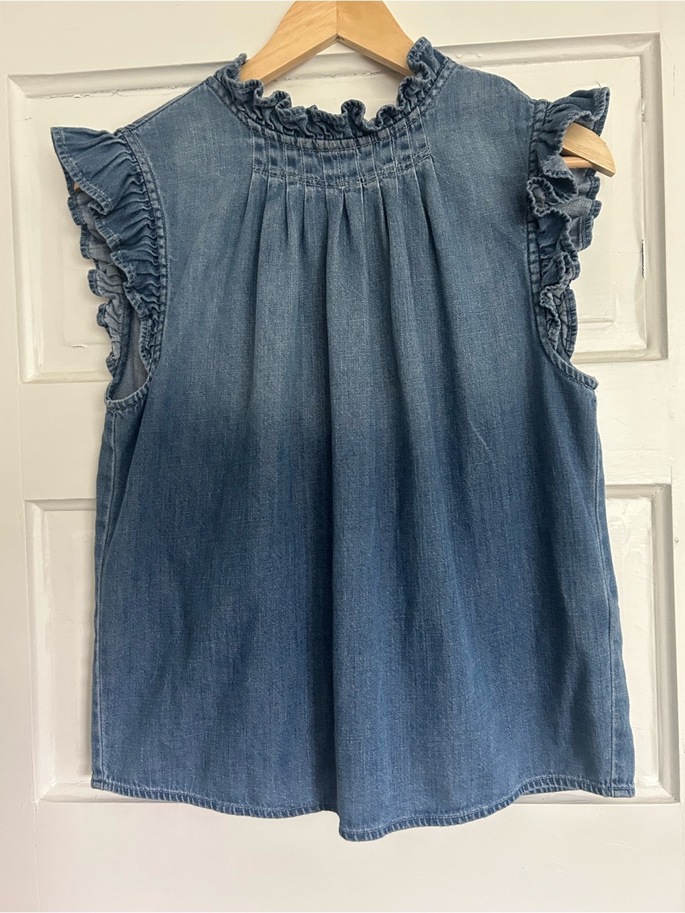 FRAME Sleeveless Ruffled Denim Top - Blue size S